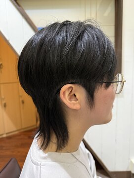 クオレ(CUORE) 【個性派さんに♪耳出しマッシュウルフ】内埜