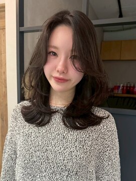 エトワ 中央店(etoi) 大分韓国かきあげレイヤーカット大人レイヤー顔周りレイヤー