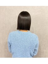 フランチェスカドットボブ(francesca.bob)&nbsp;ある艶ストレート×く切りっぱなしボブ【渡辺俊弥】梅田