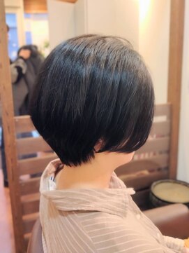 フリージア(freesia) 30代40代50代/ショートボブ/ショートレイヤー