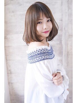 ラ フォルム(La forme) 柔らかさが可愛い小顔ボブ