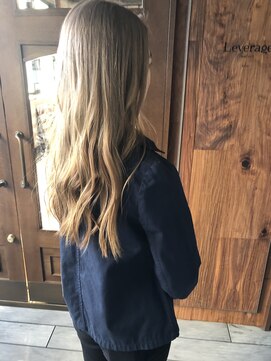 リバレッジ 広尾(Leverage) ブロンドヘア