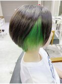 グリーンインナーカラー☆ショートボブヘア　中村清彦