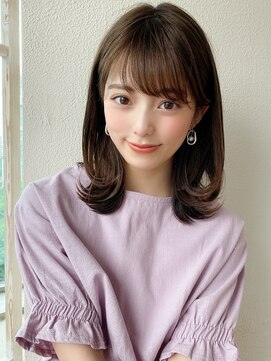 アフロート ディル(AFLOAT D'L) 20代30代40代大人かわいいエアリーミディ ことりベージュ 外ハネ