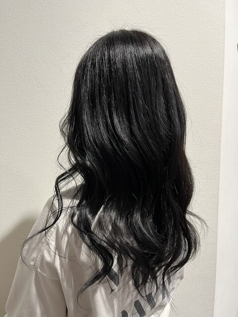 韓国風ふんわりパーマスタイル/艶髪黒髪ロング