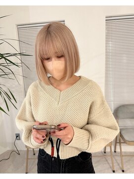 オンリー(ONLY.) ミルクティカラー　×   ボブ