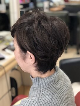 ヘアークリアー せんげん台 大人可愛い 耳かけ小顔ショート 40代50代60代