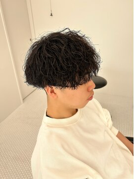 ブリックメン(BLICMEN.) パーマ生かしカット