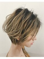 アイズ(I's)&nbsp;バレショート×デザインカラー×ショートボブ