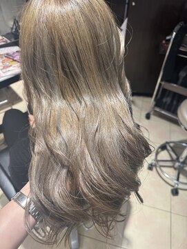 インパークス 北千住店(INPARKS) ミルクティーグレージュ［北千住］