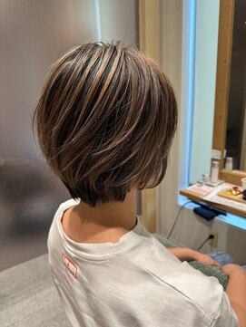 シー(THEE) 30代40代50代ハンサムショート/ハイライトカラー
