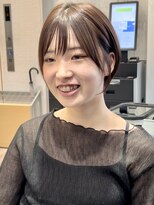 ビューシンサイバシ(VIEW SHINSAIBASHI)&nbsp;前髪カット＊イメチェンショートボブ＊カーキグレージュ