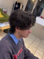 ディータ(Dita) センターパート/シャドウパーマ/ウルフ