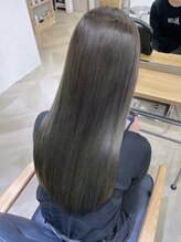 ラフ(laugh)&nbsp;髪質改善トリートメント×オリーブグレージュ