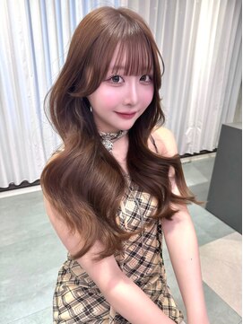 リリー(Lilley) ピンクブラウン×小顔レイヤー×韓国風巻き×髪質改善