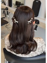 ティム(tim)&nbsp;ブラウンカラー/秋カラー/チョコブラウン/ねじりハーフツイン