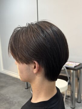 バース バイ ハピネス(BIRTH by happiness) 韓国へアカルマパーマワックスなしセンターパート黒髪ウルフ