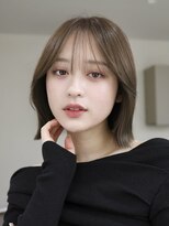 オーラ オモテサンドウ(Aura omotesando)&nbsp;透け前髪 × くびれミディボブ