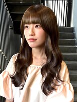 ロティー 天神(loty)&nbsp;レイヤーカット 顔周りカット 艶髪 ベージュ 透明感カラー 20代