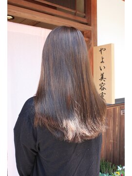 やよい美容室 ナチュラルストレート