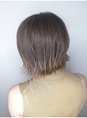 切りっぱなしボブ外ハネ