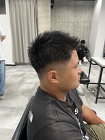 イーラ(era)&nbsp;スーツ短髪ツーブロック束感モテる黒髪シークレットパーマ流行