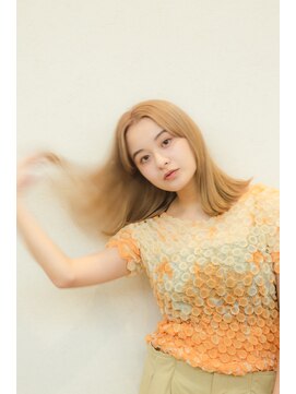 ウタリ(utari) 【utari】ミディアムスタイル/松本善人