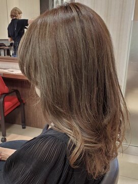 ヘアークリアー 春日部 大人可愛いアッシュベージュ/透明感抜群/30代40代50代/春日部