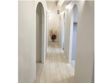 カクテル(COCKTAIL)の雰囲気（デザイン空間で男一人の居心地最高！完全個室メンズ専用美容室！）