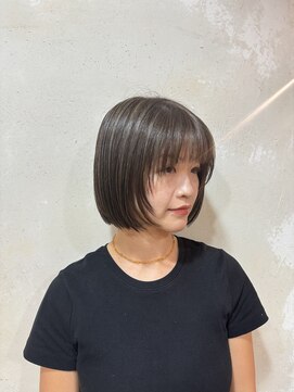 エイミーバイアフロート(amie by afloat) 顔周りレイヤーボブ×ハイライトカラー