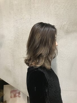 エイミー(amy.) グラデーションカラー