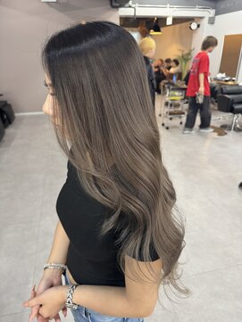 レブ 四条烏丸(Reb,) シャドウルーツグレージュ