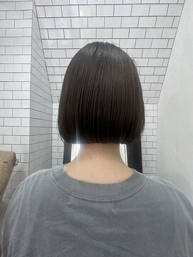 レガーレ(Legare) ミニマムボブで首元すっきり美シルエット(中区紙屋町)