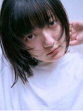 アデ オモテサンドウ(ade omotesando) 透明感たっぷりカラーで作るボブレイヤー