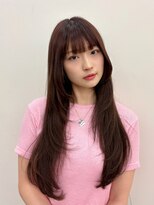 ヒュー 広島(HEW)&nbsp;Y2Kザクザクフェイスレイヤーワイドバングロングへア20代30代