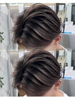 ステラ(STELLA)&nbsp;メンズ/バレイヤージュ/センターパート/ブリーチ＆ダブルカラー