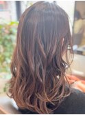 揺れ感が魅力の柔らかパーマ