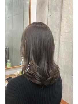 シルフィ(sylph) ミディアムヘア