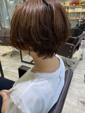 トレ(tre.) 甲子園口/髪質改善/白髪染め/ショート/酸性ストレート/美容室