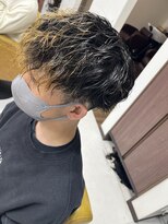 シャルム(Charme) メンズ刈り上げ縦落ちツイストスパイラルパーマ