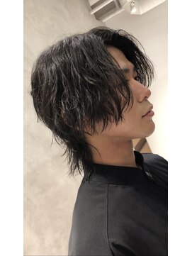 スキル 渋谷(SKILL) ミディアムスパイラルウルフ