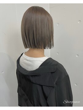 ユノ(juno) ミニボブとグレージュ　シオガマ
