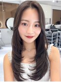 ハイライトカラーミルクティーベージュレイヤーカット