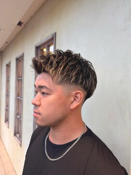 エイミーバイアフロート(amie  by afloat) 【伊藤指名限定】スキンフェードアップバング