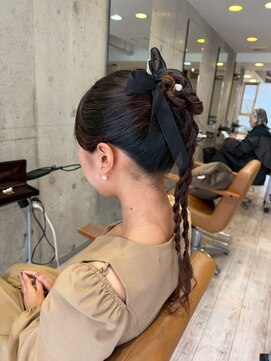 ヘアーアンドメイク ファット(Hair&Make PHAT) 結婚式　イベントヘアセット タイトアレンジ 韓国ヘア 三つ編み