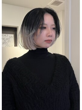 ゾーイダイミョウ(ZOEY daimyo) 大名　レイヤーカット　ブリーチカラー