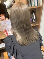 ショートヘア ハーフアンドハーフ(HALF AND HALF) ツヤ髪ヘア