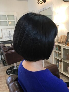 バレッタ(Barrette) Barretteナチュラルストレート×ショートボブ