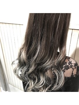 シンクタンク(THINK TANK) かきあげロング/グレージュカラー バレイヤージュ