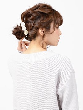 アース 高円寺店(HAIR & MAKE EARTH) 大人なお団子アレンジ【EARTH高円寺】